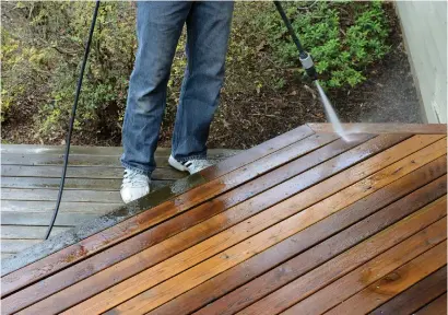  ?? Contribute­d ?? Before staining your deck, make sure it is clean — free of dirt, grease, mildew, dead wood fibres, old stain layers and barbecue sauce.