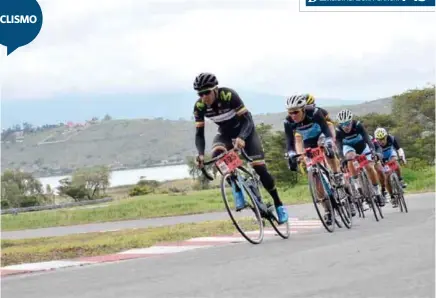  ??  ?? CARRERA. Al cierre de la temporada se corre el ‘Gran Fondo Erickbike 2018’. La cita es el 30 de diciembre en Yahuarcoch­a.