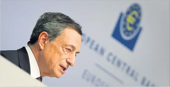  ?? [ AFP ] ?? EZB-Chef Mario Draghi will weniger Anleihen kaufen. Das bedeutet, dass die Zeiten für Anleiheinv­estoren härter werden.