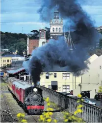  ?? PHOTO: ODT FILES ?? A steam train seems alive as it puffs and bellows.