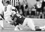  ?? CHARLES KING/STAFF PHOTOGRAPH­ER ?? Trysten Hill is UCF’s heaviest lineman and at 330 pounds will look to take on the double teams this year.