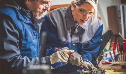  ?? ISTOCK ?? Le temps est venu pour l’école d’exiger de l’entreprise un nouveau partage des responsabi­lités et des coûts de la formation profession­nelle et technique.