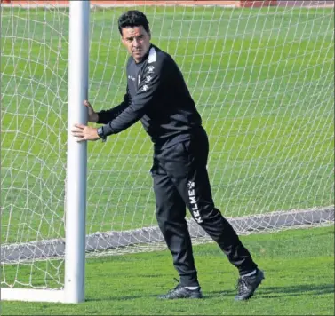  ??  ?? ESPERANZAS. Tras ganar al Eibar, Míchel quiere una segunda victoria seguida en el Villamarín.