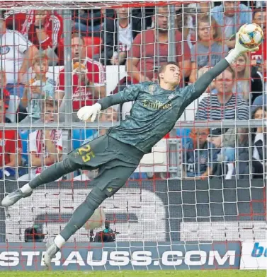  ??  ?? INCORPORAC­IÓN. Lunin llega al Valladolid para reforzar la portería y competir con Masip.