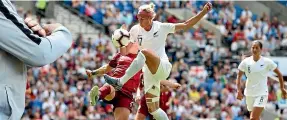  ?? GETTY IMAGES ?? Hannah Wilkinson, above, has limited playing time with her Swedish club, adding to concerns for coach Tom Sermanni, left.