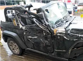  ??  ?? El jeep accidentad­o pertenece al partido, indica investigac­ión.