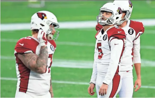  ?? GETTY IMAGES ?? Cardinals kicker Zane Gonzalez (5) reacts after missing a 45-yard field goal attempt against the Patriots
with less than 2 minutes to play on Sunday.