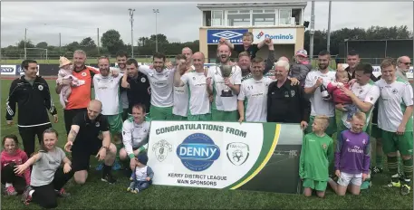  ?? Photo by Eye Focus Ltd ?? Division 1A Final winners - Tralee Celtic in Mounthawk Park ..