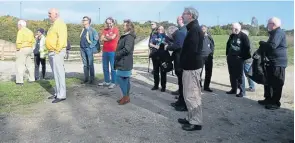  ?? ?? NCA delegates on a site visit to Staveley Town Basin.