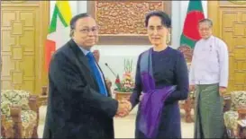  ?? AFP ?? Bangladesh foreign minister AH Mahmood Ali shakes hands with Myanmar state counsellor Aung San Suu Kyi in Naypyidaw on Thursday.