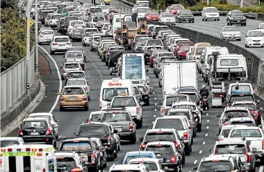  ?? CHRIS SKELTON/STUFF ?? Gridlock on the Southern Motorway might be as good a time as any to ponder the escape.