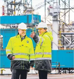  ?? Picture: Steve MacDougall. ?? Dundee Port manager David Webster and Charles Hammond, chief executive of Forth Ports, in Dundee, which is hoping to become a decommissi­oning hub for the North Sea.