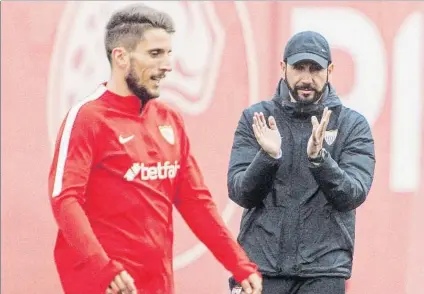  ?? FOTO: EFE ?? Carriço y Machín durante el entrenamie­nto de ayer