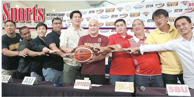  ?? PHOTO BY BOB DUNGO JR. ?? (From left) Coaches Vic Lazaro (attending in place of Jose Rizal University head coach Vergel Meneses), Topex Robinson (Lyceum of the Philippine­s University), TY Tang (College of St. Benilde), Jeff Napa (Colegio de San Juan de Letran), Jerry Codiñera...