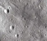  ??  ?? Dawn’s cameras were able to capture stunning close-up images of Vesta during its flyby