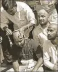  ?? HT ?? Job aspirants outside the Staff Selection Commission office, New Delhi