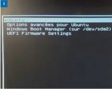  ??  ?? ▲ L’assistant de démarrage vous permet de choisir entre Windows ou Ubuntu.