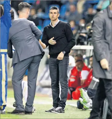  ??  ?? NUEVO CAMBIO DE SISTEMA. El entrenador del CD Tenerife, Pep Martí, volverá a jugar con el trivote.