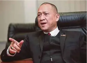  ?? FILE PIC ?? Datuk Seri Mohamed Nazri Abdul Aziz said he wished to end his political career soon if he was given the chance to do so.