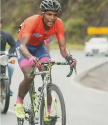  ?? PRENSA/VUELTA INDEPENDEN­CIA ?? Augusto Sánchez en una etapa de la Vuelta de 2019.