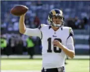 ?? BILL KOSTROUN — THE ASSOCIATED PRESS ?? Quarterbac­k Jared Goff, the first overall pick in the 2016 NFL Draft, will make his first start for the Los Angeles Rams on Sunday againt the Miami Dolphins.