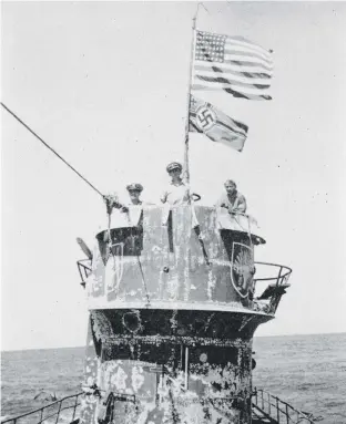  ?? ?? Fotografía con fecha del 4 de junio de 1944 tomada luego de la captura de un U-Boat alemán.