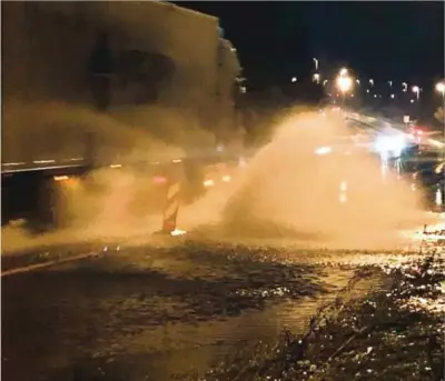  ?? FOTO: BJØRN ATLE EIDE ?? E18: Slik ser det ut på E18 i Grimstad klokken 20.45 torsdag kveld. Det vurderes å sette ned fartsgrens­en til 50 km/t på stedet.