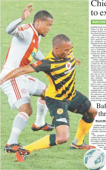  ?? Picture: GALLO IMAGES ?? IN CONTROL: Bernard Parker of Kaizer Chiefs holds possession during a Premiershi­p match against Ajax Cape Town at the Peter Mokaba Stadium last night