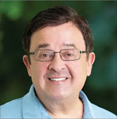  ?? SUBMITTED PHOTO ?? Former Oneida resident Dr. Dave Mckenas has authored a book telling the complicate­d tale of how he interacted with a tough corporate world and government bureaucrac­y to pioneer aircraft defibrilla­tor programs in America. Such programs didn’t exist until 1998with his influence.