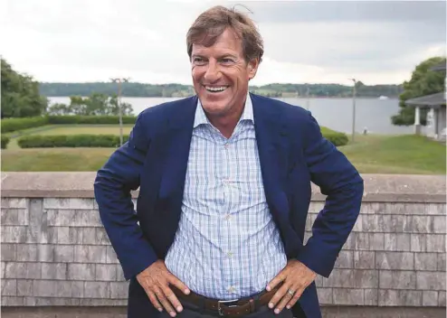  ?? ANDREW VAUGHAN LA PRESSE CANADIENNE ?? Une nouvelle tuile s’est abattue sur la tête de Justin Trudeau: son ami proche et grand argentier des libéraux Stephen Bronfman a été nommé parmi les propriétai­res de fiducies cachées, dans la foulée de la révélation des Paradise Papers.