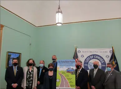  ?? MICHAEL GWIZDALA - MEDIANEWS GROUP ?? Elected officials gathered at Cohoes City Hall on Thursday afternoon to announce funding for the “City Touring Routes Program.”