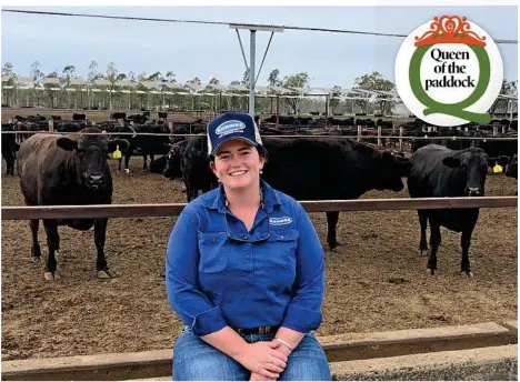  ??  ?? PASSION FOR BEEF: Liz Wales is a trainee manager at Kerwee Feedlot and the secretary for Women Of Lot Feeding.