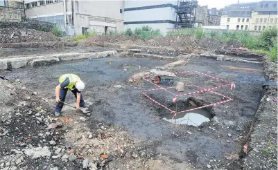  ??  ?? What a find The bones of the friar were uncovered in an excavation of a site on Goosecroft Road, Stirling