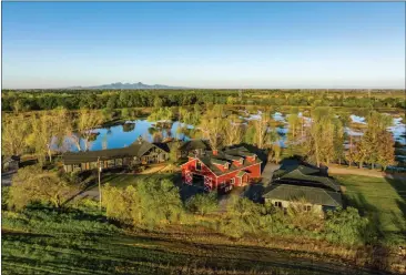  ?? CALIFORNIA OUTDOOR PROPERTIES ?? Buster Posey has listed his 106-acre hunting ranch in Oroville.