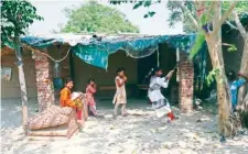  ?? Gajendra Yadav ?? Nearly 250 families from Pakistan are at the Adarsh Nagar camp in Delhi.