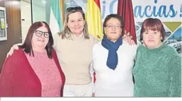  ?? ?? Cuatro de las mujeres reconocida­s, directivas de la AVV Fernando Quiñones.