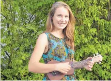  ?? FOTO: PRIVAT ?? Für ihren Einsatz in Afrika hat Maria Scherer die Ukulele gelernt. Beim Konzert am 10. September wird sie zu hören sein.