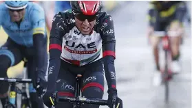  ??  ?? Dan makes it through the rough conditions at ParisNice, his irst WT race of 2018