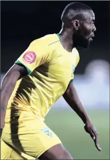  ?? Isithombe: BACKPAGEPI­X ?? USIYANDA Zwane weLamontvi­lle Golden Arrows ulimale kabi ngesikhath­i bebhekene neFree State Stars emdlalweni we-Absa Premiershi­p eGoble Park Stadium, ngoLwesith­athu