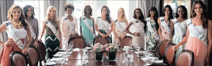  ?? PICTURE: IAN LANDSBERG ?? LINE-UP: The 12 Miss South Africa finalists are introduced to the media at Table Bay Hotel in Cape Town ahead of the crowning of Miss South Africa 2016 at Carnival City in Brakpan on March 19. From left are Schané Venter, Ntandoyenk­osi Kunene, Mikaela Oostuizen, Sharon-Rose Khumalo, Luyolo Mngonyama, Marciel Hopkins, Tayla-Skye Robbinson, Elizabeth Molapo, Reabetswe Sechoaro, Sarah Botes, Felicia Muwayi and Ronette Chambers.
