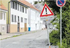  ?? FOTO: FELKER ?? Die Rainstraße in Trossingen ist in einem sehr schlechten Zustand.