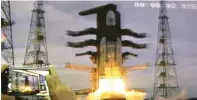  ?? MANISH SWARUP/AP ?? MENUJU ANGKASA: Chandrayaa­n-2 saat berangkat dari lokasi peluncuran di Sriharikot­a, India, kemarin (22/7).