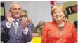  ?? FOTO: DPA ?? Applaus vom Südwest-Chef: Thomas Strobl (links) und Angela Merkel in Reutlingen.