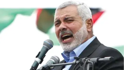  ??  ?? The West Bank delegation is expected to meet with Hamas Prime Minister Ismail Haniyeh [Reuters].