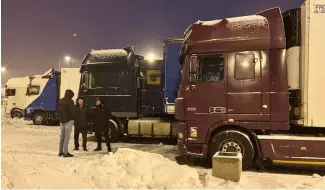 ?? ?? Les transporte­urs polonais suspendent leur blocage de la frontière ukrainienn­e