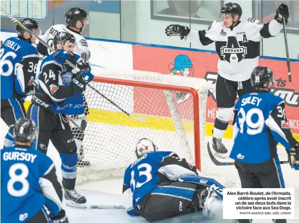  ?? PHOTO AGENCE QMI, JOËL LEMAY ?? Alex Barré-Boulet, de l’Armada, célèbre après avoir inscrit un de ses deux buts dans la victoire face aux Sea Dogs.