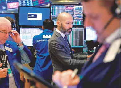  ?? EFE ?? En Wall Street, el Dow Jones ha abierto con un avance del 0,42%.