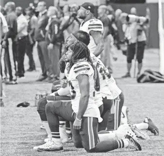  ?? DALE ZANINE, USA TODAY SPORTS ?? Some Bills players have knelt during the national anthem prior to kickoffs.