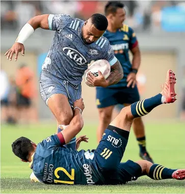  ?? GETTY ?? Players the size of Ngani Laumape can send tacklers flying. The impact of rugby collisions is the subject of a new study at Otago University starting this month.