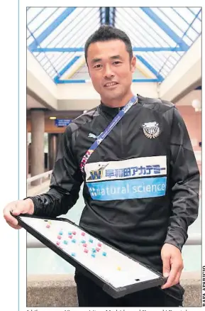  ??  ?? Ishikawa, con AS en su visita a Madrid con el Kawasaki Frontale.